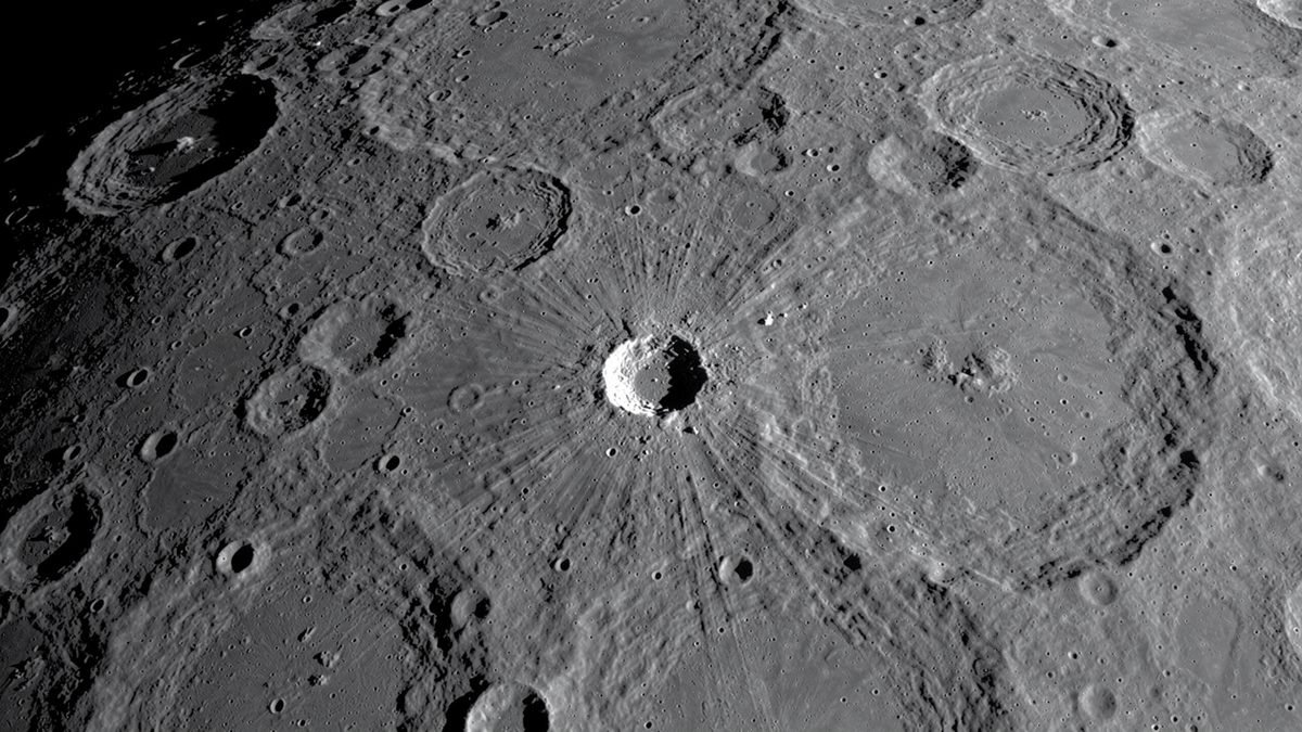 NASA Images New Falcon 9 Moon Crater